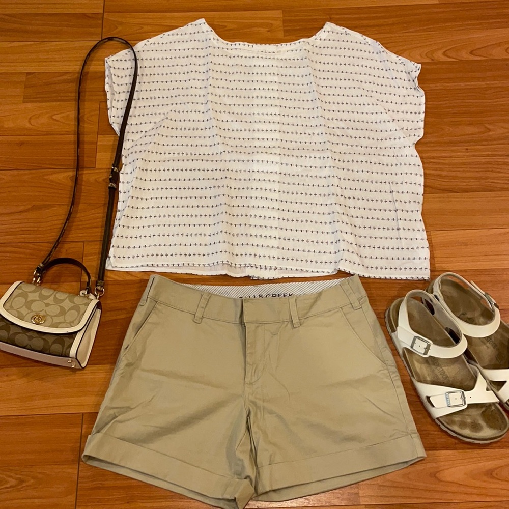 Khaki shorts